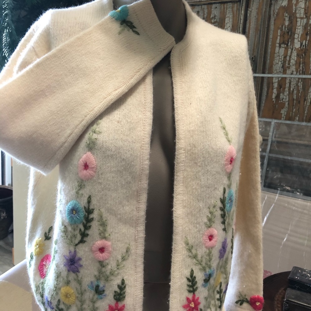 Vintage B.Altman Cardigan Sweater 3d Flowers